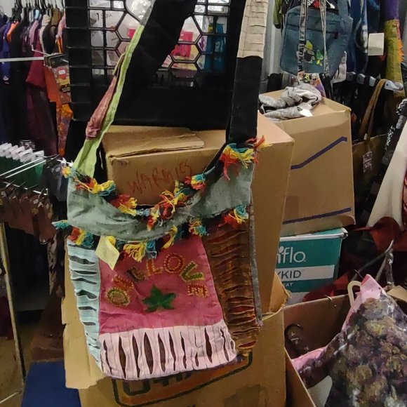 Multicolored Peddler Bag from Gypsy Rose - ONE LOVE - Picture 2 of 3